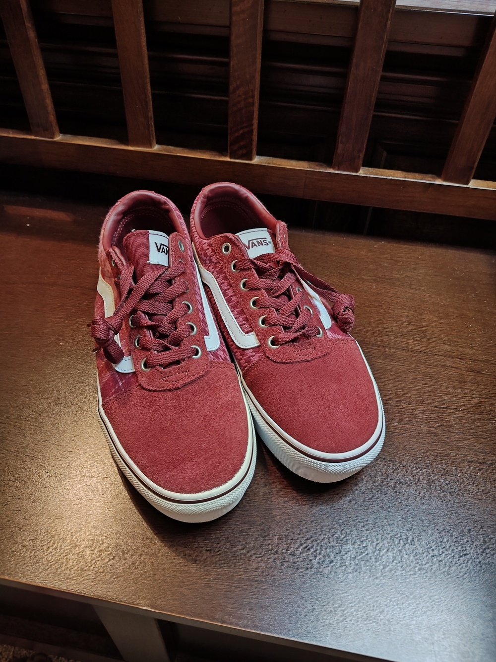 VANS Ward Platform Burgundy Plaid Mix  Old Skool Sneakers Sz 9.5 Like New!
